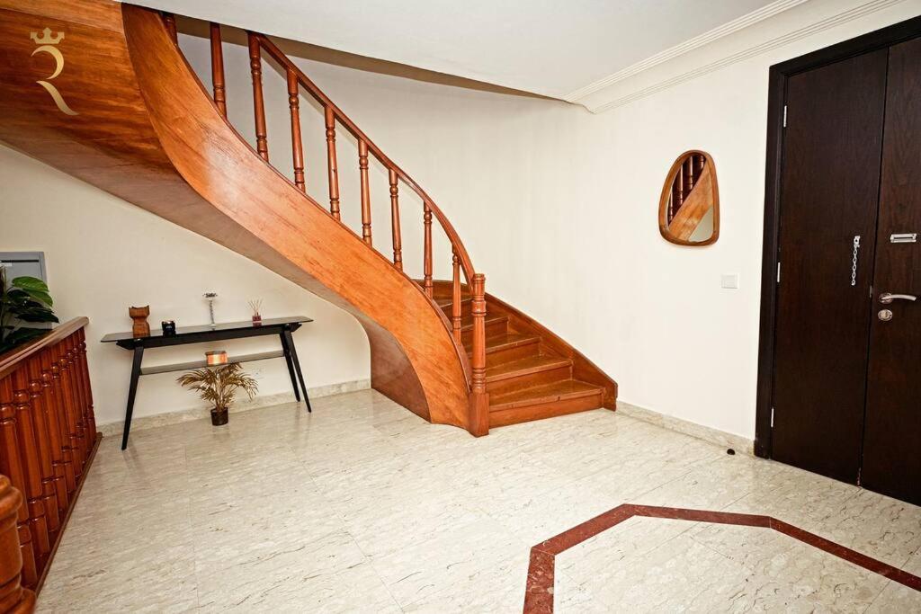 Appartement Serene 3br Splendor Retreat At Corniche