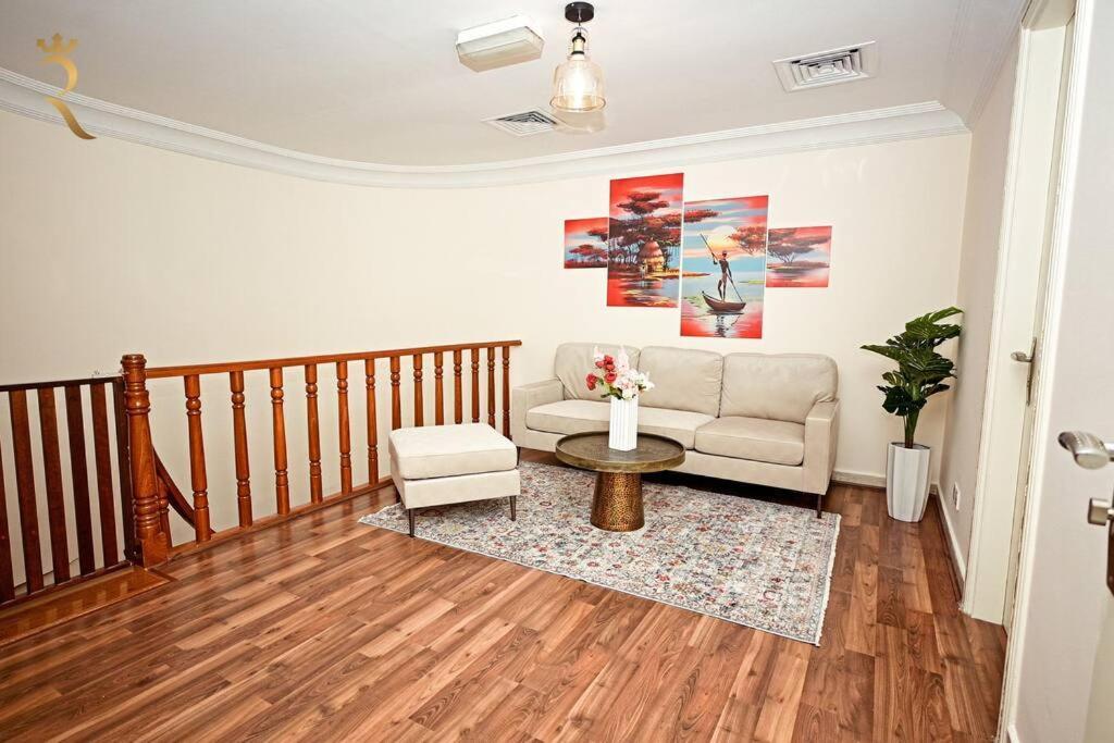 Appartement Serene 3br Splendor Retreat At Corniche