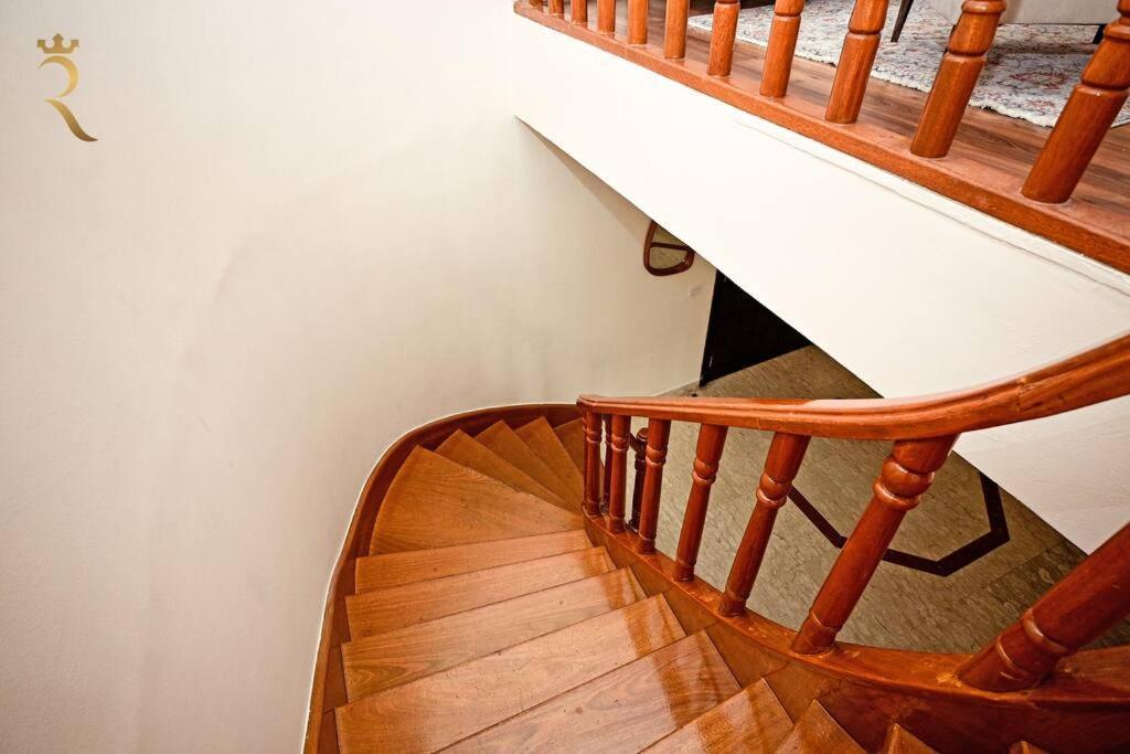 Serene 3br Splendor Retreat At Corniche Appartement