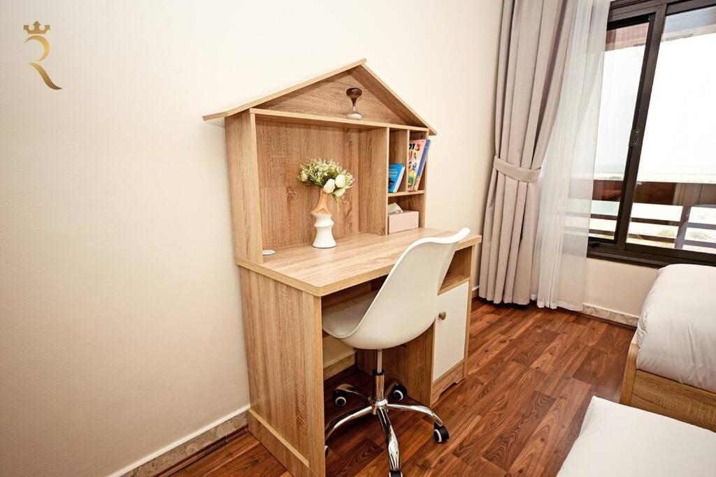Serene 3br Splendor Retreat At Corniche Appartement Abou Dabi