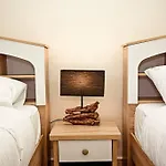 Serene 3Br Splendor Retreat At Corniche Beach